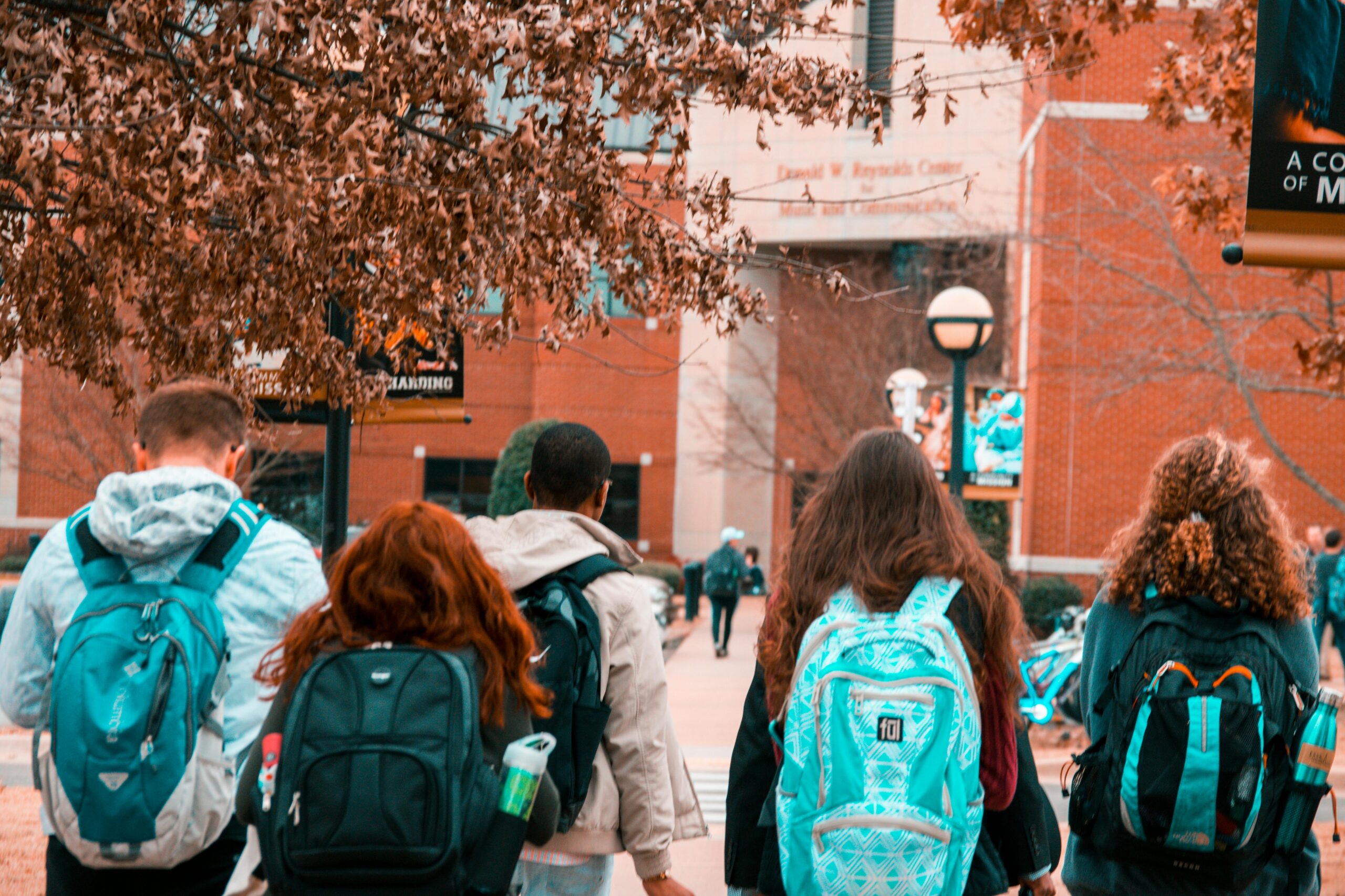 Essential guide to travel insurance for students
